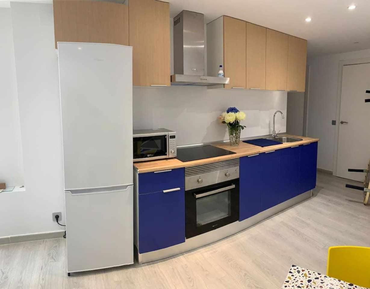 VillaEscondidaPrecioso estudio con vista al mar y piscina Málaga Exterior foto