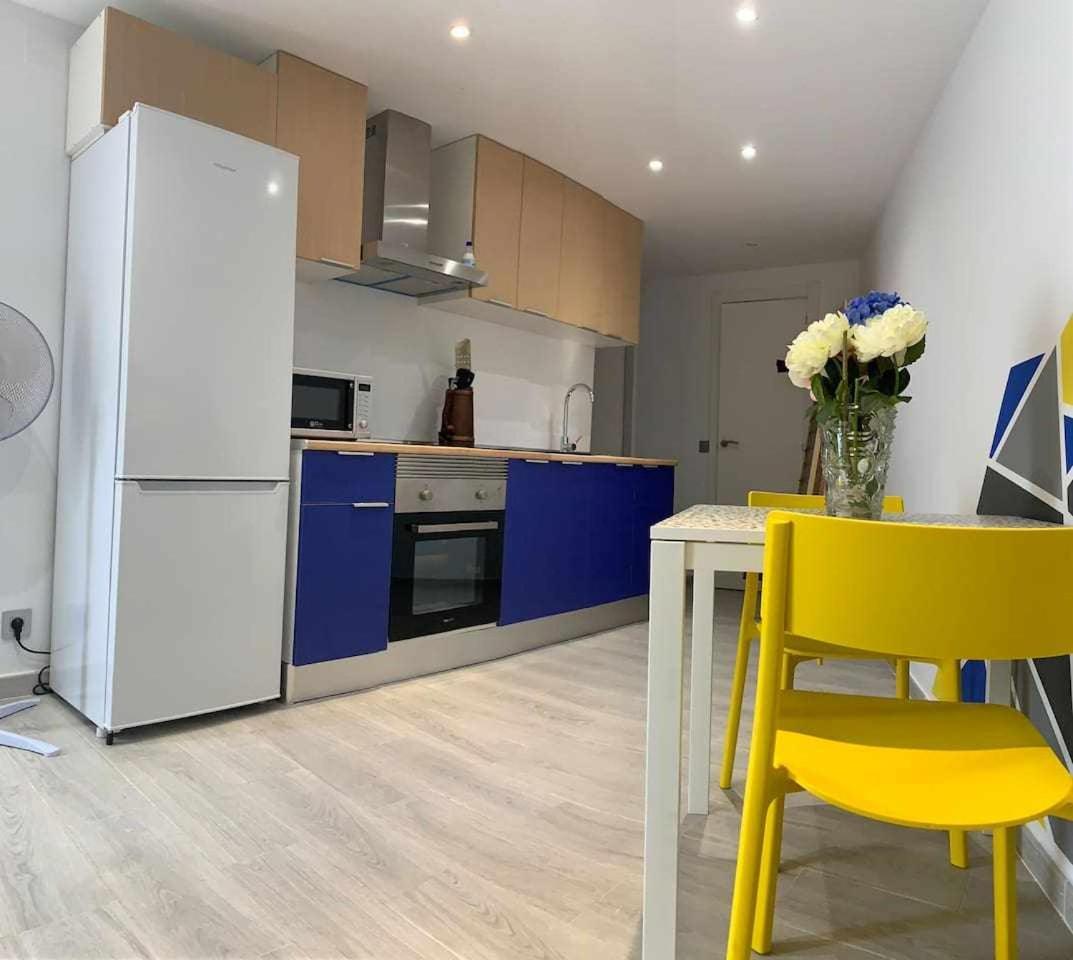 VillaEscondidaPrecioso estudio con vista al mar y piscina Málaga Exterior foto